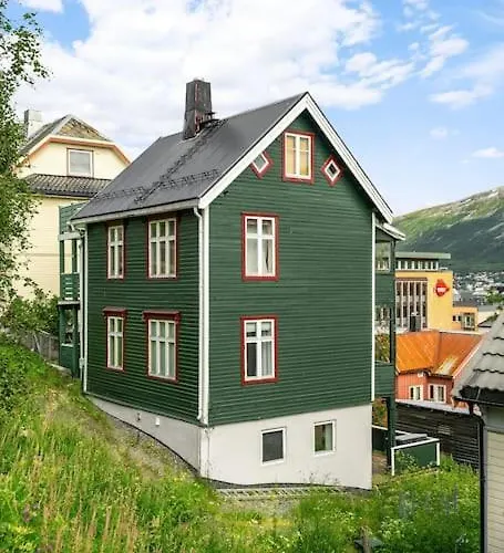I Sentrum Av * Tromsø